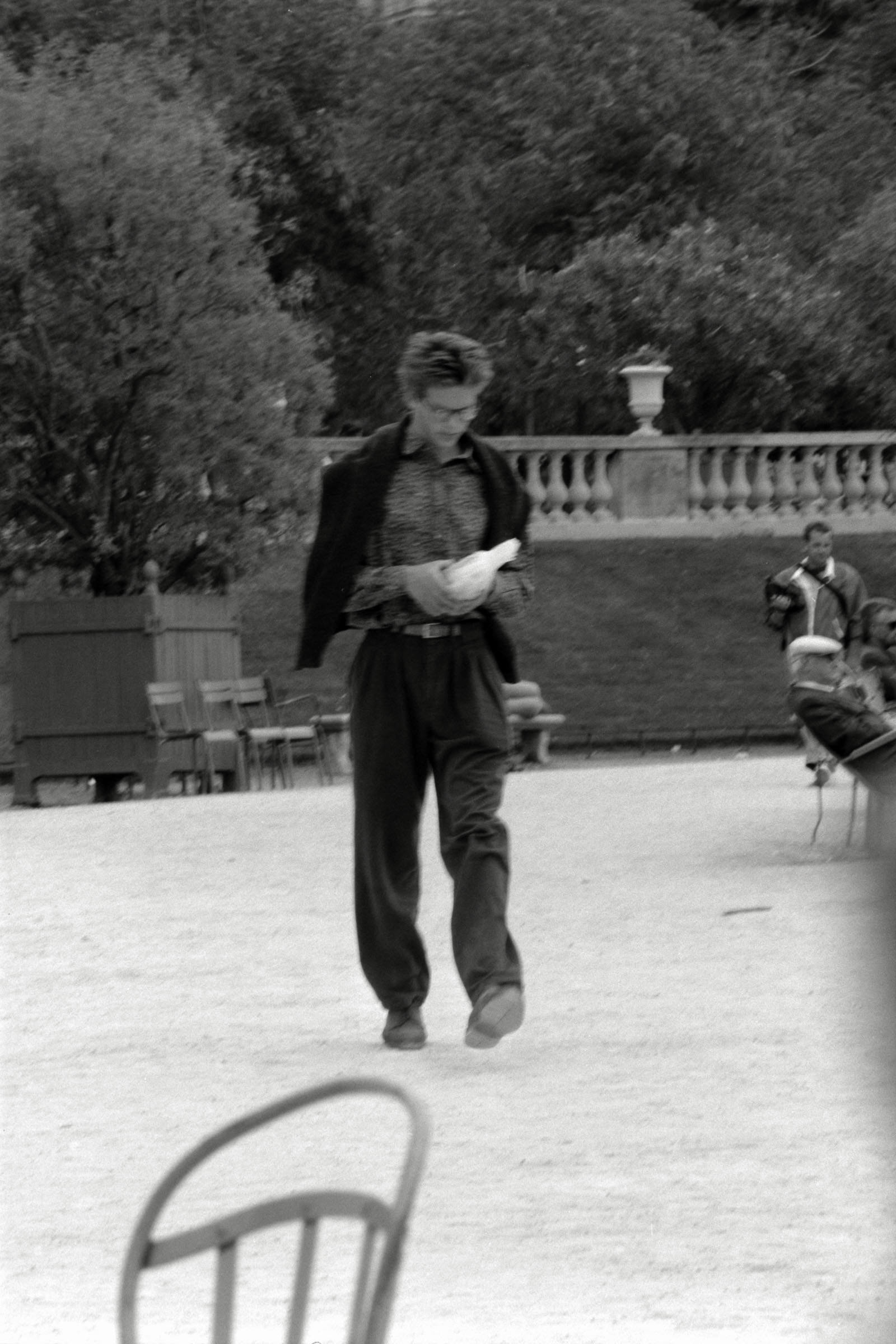 AHP F1990 09 003 sc250506 img13 NLP